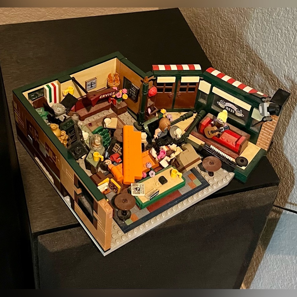 Friends LEGO set